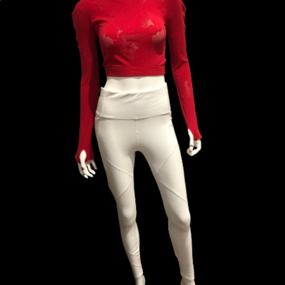 SOLD! Fabletics Addison SculptKnit Long Sleeve - Picture 5 of 5